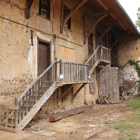 Aparthotel La Ferme De Berlioz à La Cote-Saint-Andre Extérieur photo