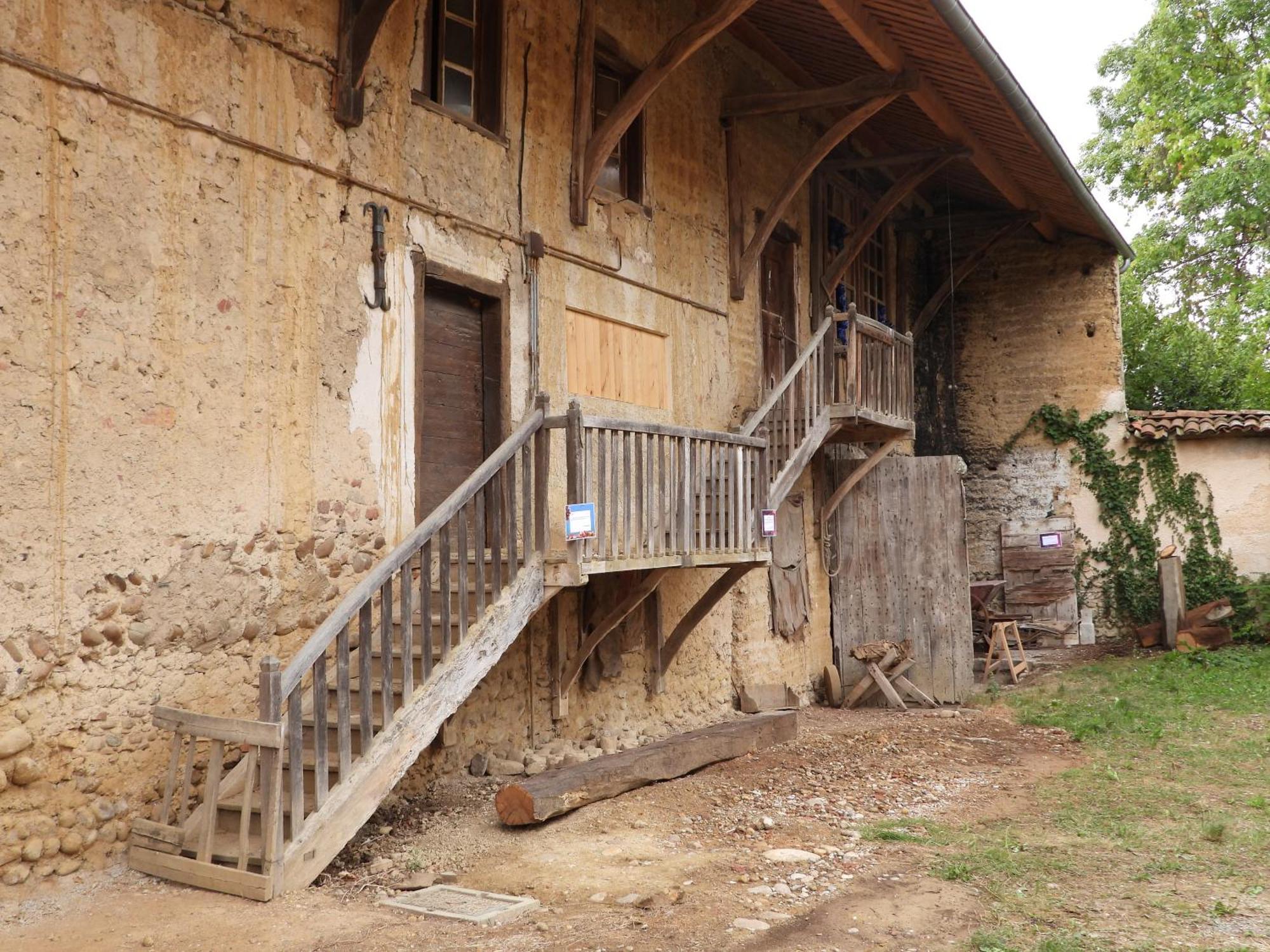 Aparthotel La Ferme De Berlioz à La Cote-Saint-Andre Extérieur photo